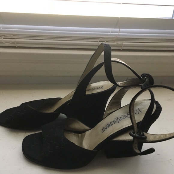 VTG Yves St Laurent mismatched embroidered wedge - Picture 6 of 7